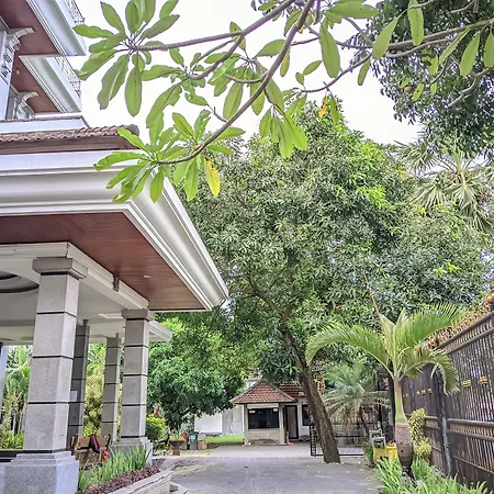 Bali Paradise City Hotel