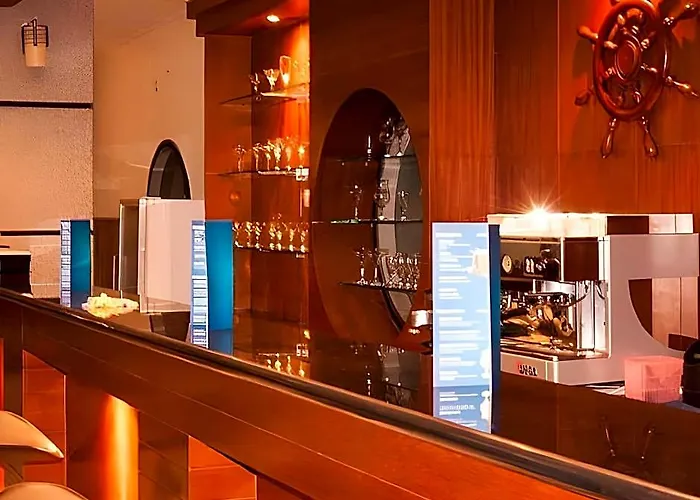 Hotel Bali Paradise City Hotel 3*